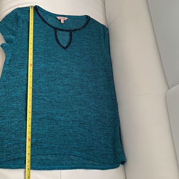 Juicy Couture Embellished Teardrop Neckline Short Sleeve Top Size L - Picture 7 of 10